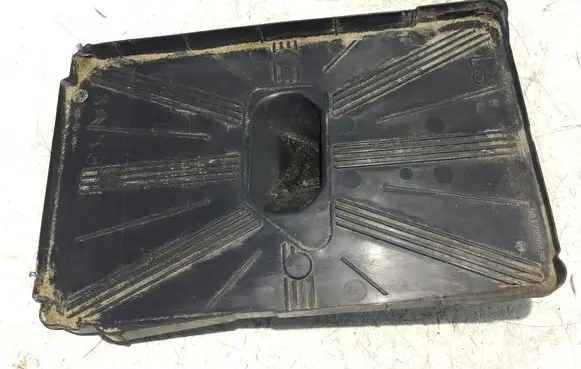 Battery tray