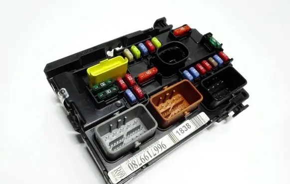Citroen C3 BSM Control unit 9667199780