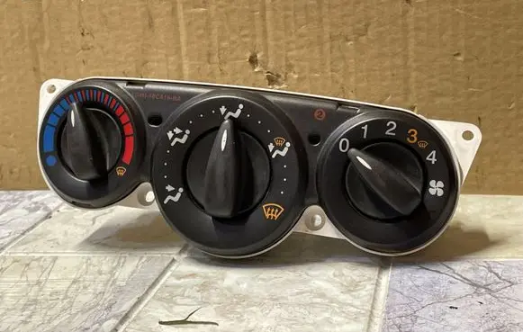 Ford Focus Climate control unit 98AB18C419