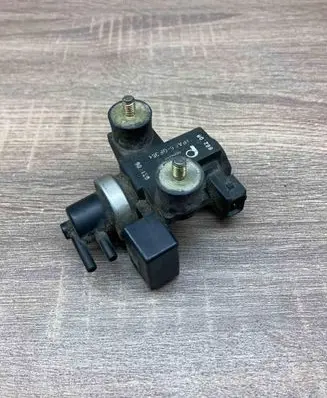 BMW 5 E60 E61 Turbo solenoid valve 72279600 2247906