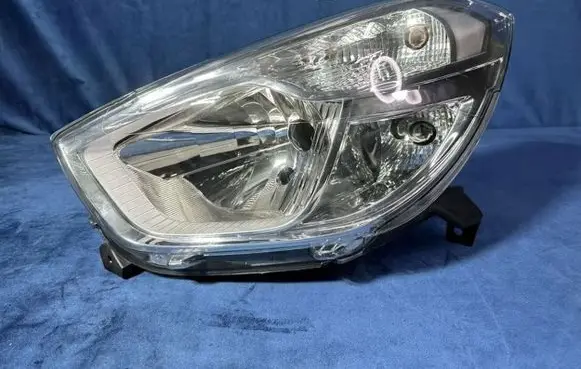 Dacia Dokker Headlight/headlamp