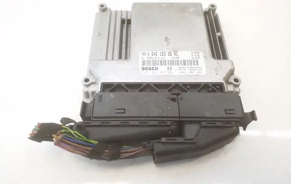 Mercedes-Benz Vito Viano W639 Engine control unit/module A6461532691 0281012066