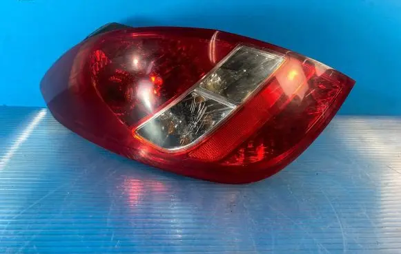 Hyundai i20 (PB PBT) Rear/tail lights 924011J000