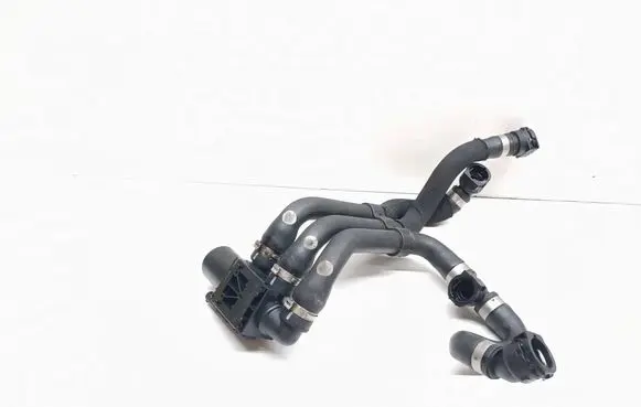 BMW 5 F10 F11 Coolant heater control valve 8572508 11538572508