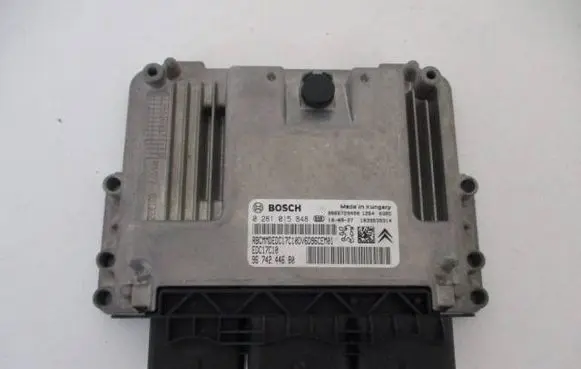 Peugeot 207 Engine control unit/module 9674244680 9666729480 0281015848