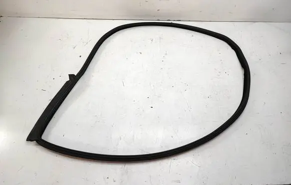 BMW 6 F12 F13 Front door rubber seal