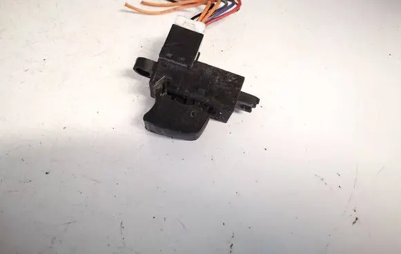 Nissan Primera Electric window control switch 25411av600
