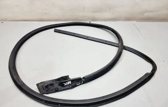 Renault Arkana Rubber seal front door (on door) 808311397R