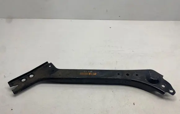 Nissan X-Trail T30 Radiator support slam panel bracket 