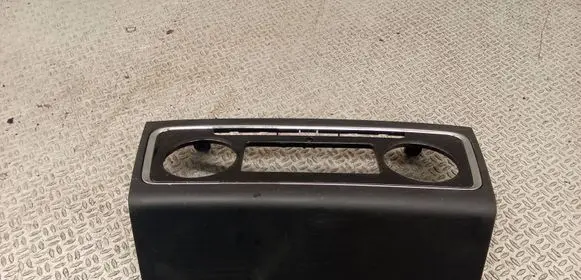 Skoda Superb B6 (3T) Climate control/heater control trim 3T0863152D