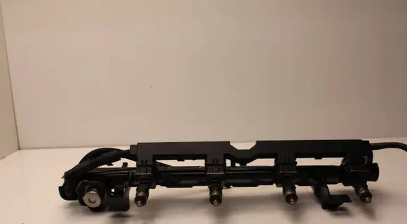Ford Fiesta Fuel main line pipe 98AG-14A390-LB 8A6G-9H487-AB VP8A6UAB