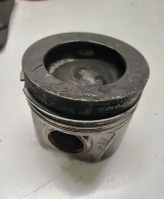 Volkswagen Golf VII Piston 0811W CRB
