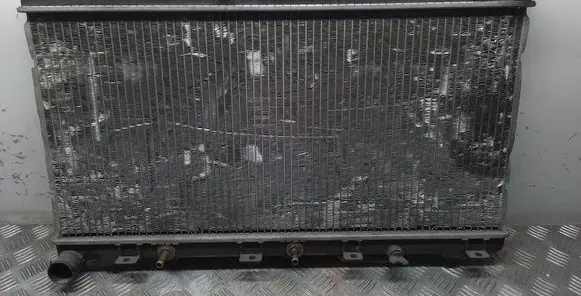 Subaru Forester SF Coolant radiator