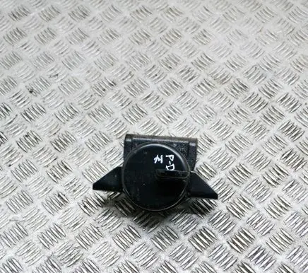 Chevrolet Aveo Engine mount bracket