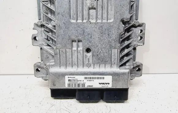 Volvo V40 Engine control unit/module 31355712 36000608