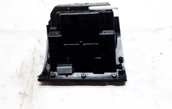 Volvo V40 Glove box 31393634