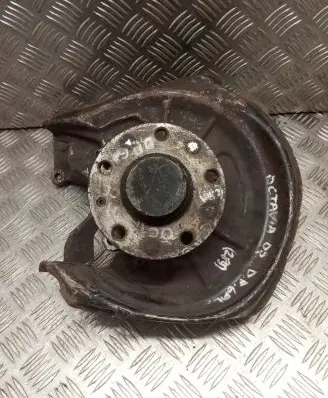 Skoda Octavia Mk2 (1Z) Rear wheel hub