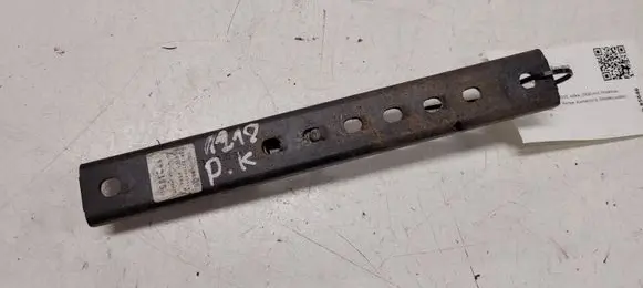 Peugeot Partner Seat belt height adjuster 9608998880