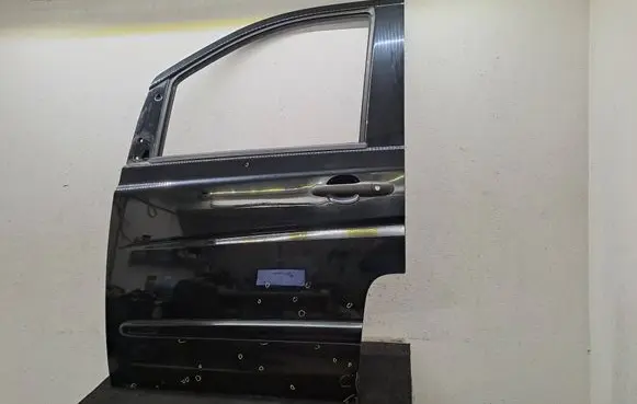 Mercedes-Benz Vito Viano W639 Door (2 Door Coupe) 