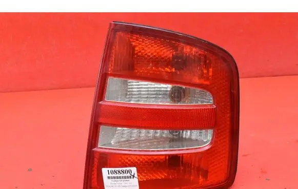 Skoda Fabia Mk1 (6Y) Rear/tail lights 6Y9945096B