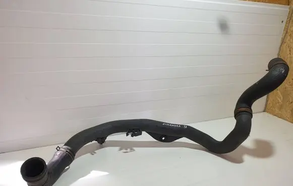 Intercooler hose/pipe