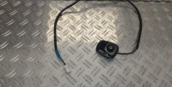 Toyota Yaris Aerial antenna amplifier
