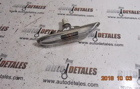 BMW 5 E60 E61 Front fender indicator light