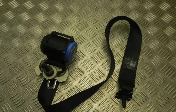 Ford Mondeo MK V Front seatbelt EM2BU611B51AE M4801