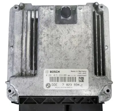BMW 1 E81 E87 Engine control unit/module 0281015233