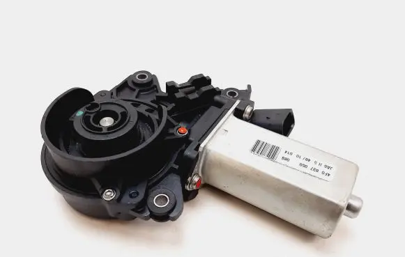 Audi A8 S8 D4 4H Front door soft close latching motor 4F0837059 4F083705908S 9111231