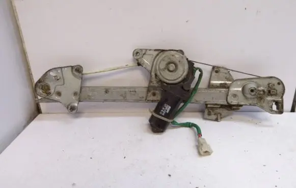 Mazda Xedos 6 Front door electric window regulator 36201-61634