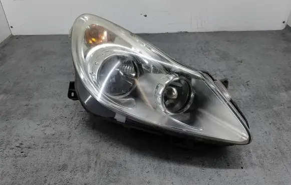 Opel Corsa D Headlight/headlamp