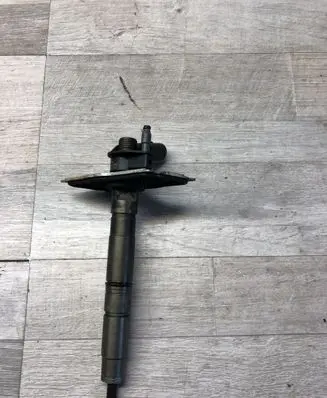 Audi A6 S6 C6 4F Fuel injector 03L130277 0445116030