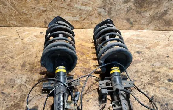 Volvo S60 Front shock absorber with coil spring C2502 MONROE