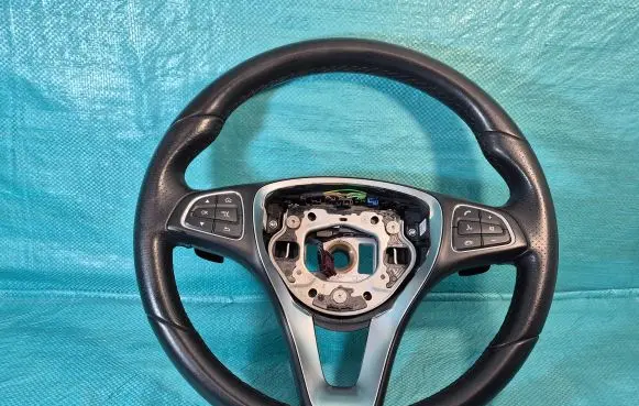 Mercedes-Benz GLC X253 C253 Steering wheel A0004600707 013ZGS001