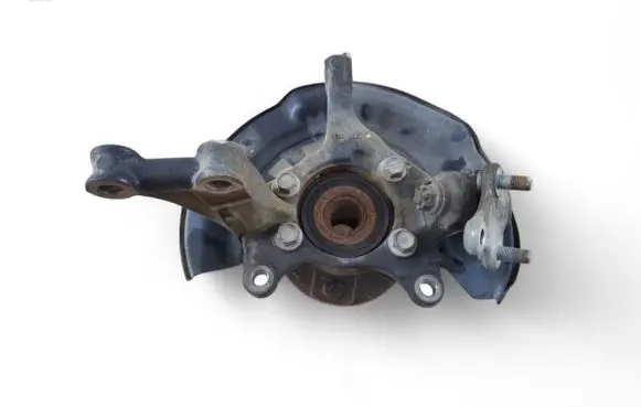 Toyota Prius+ (ZVW40) Front wheel hub