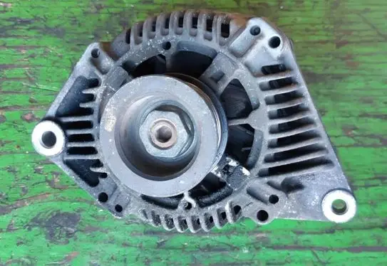 Renault Laguna I Generator/alternator