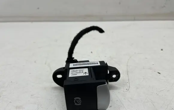 Maserati Ghibli Hand parking brake switch 6700207730