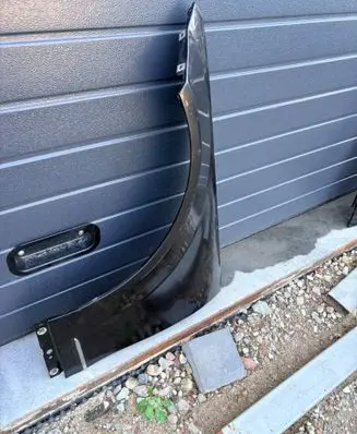 Mercedes-Benz C W204 Fender