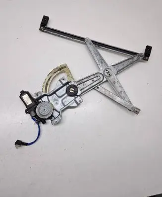 KIA Sorento Front door window regulator with motor 824603E000