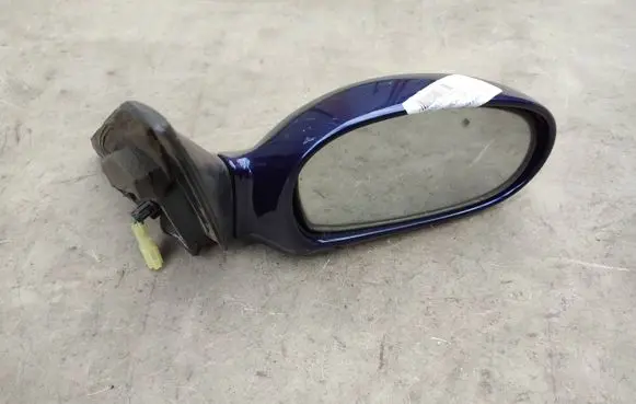 KIA Shuma Front door electric wing mirror E13010133