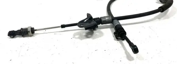 Chevrolet Volt I Gear shift cable linkage 25985404