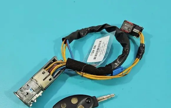 Citroen Xsara Ignition lock IMPRK1524356