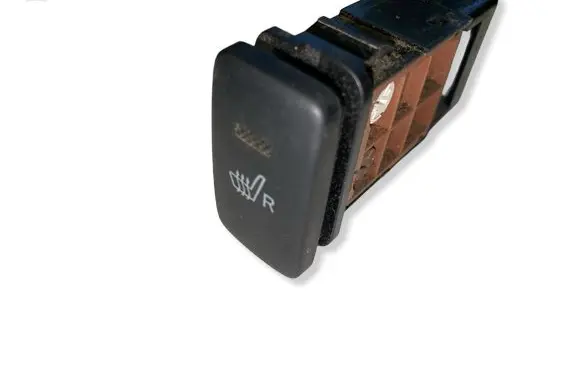 Toyota Hilux (AN10, AN20, AN30) Seat heating switch 156936