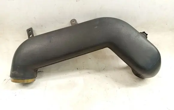 Mercedes-Benz E W124 Air intake duct part 1041412204 A1041412204 M104