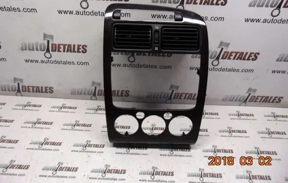 Toyota Avensis T220 Radio/GPS head unit trim 5541205130