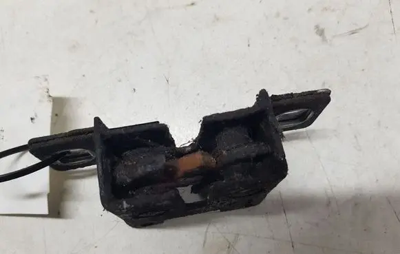 Jaguar XF X250 Engine bonnet/hood lock/catch 8X2316700AC