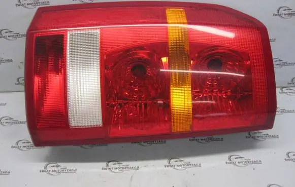 Land Rover Discovery 3 - LR3 Rear/tail lights V243C7L0A