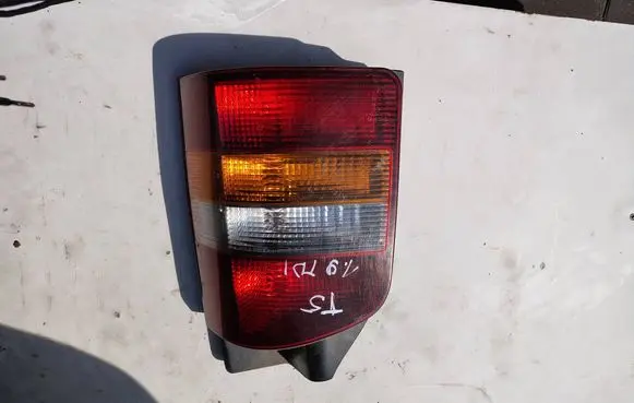 Rear/tail lights