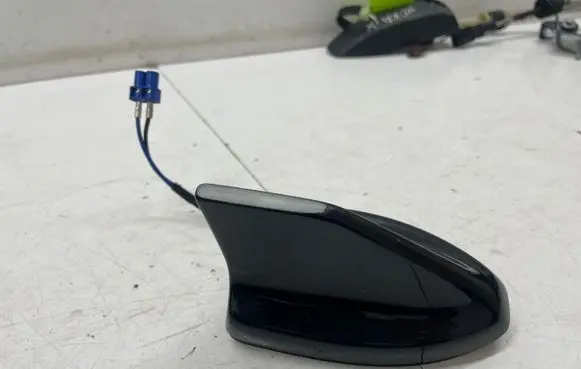 Ford Focus Aerial GPS antenna JX7T19K351